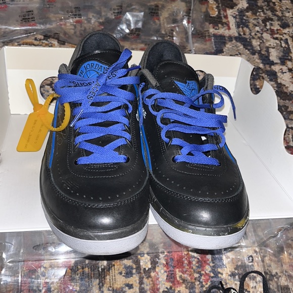 9.5 condition lightly worn - Picture 6 of 8